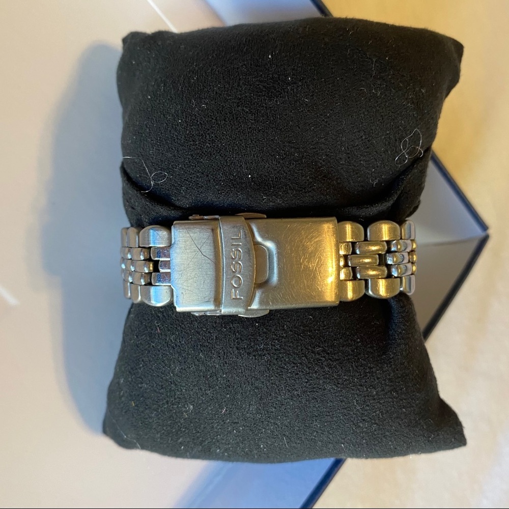 Fossil Watch - Picture 2 of 6
